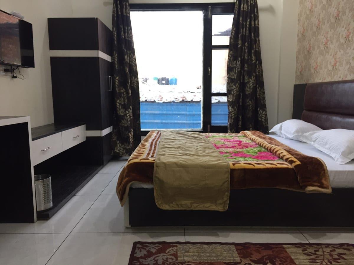 Oyo 30415 Hotel White City Anandpur  Exterior photo